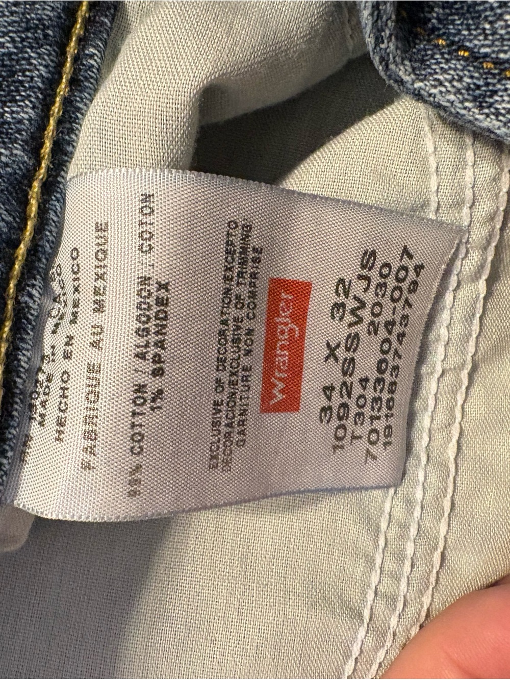 Wrangler Rugged Wear Slim Straight Jeans Men’s 34x32 Blue Denim Classic Workwear - Picture 2 of 6